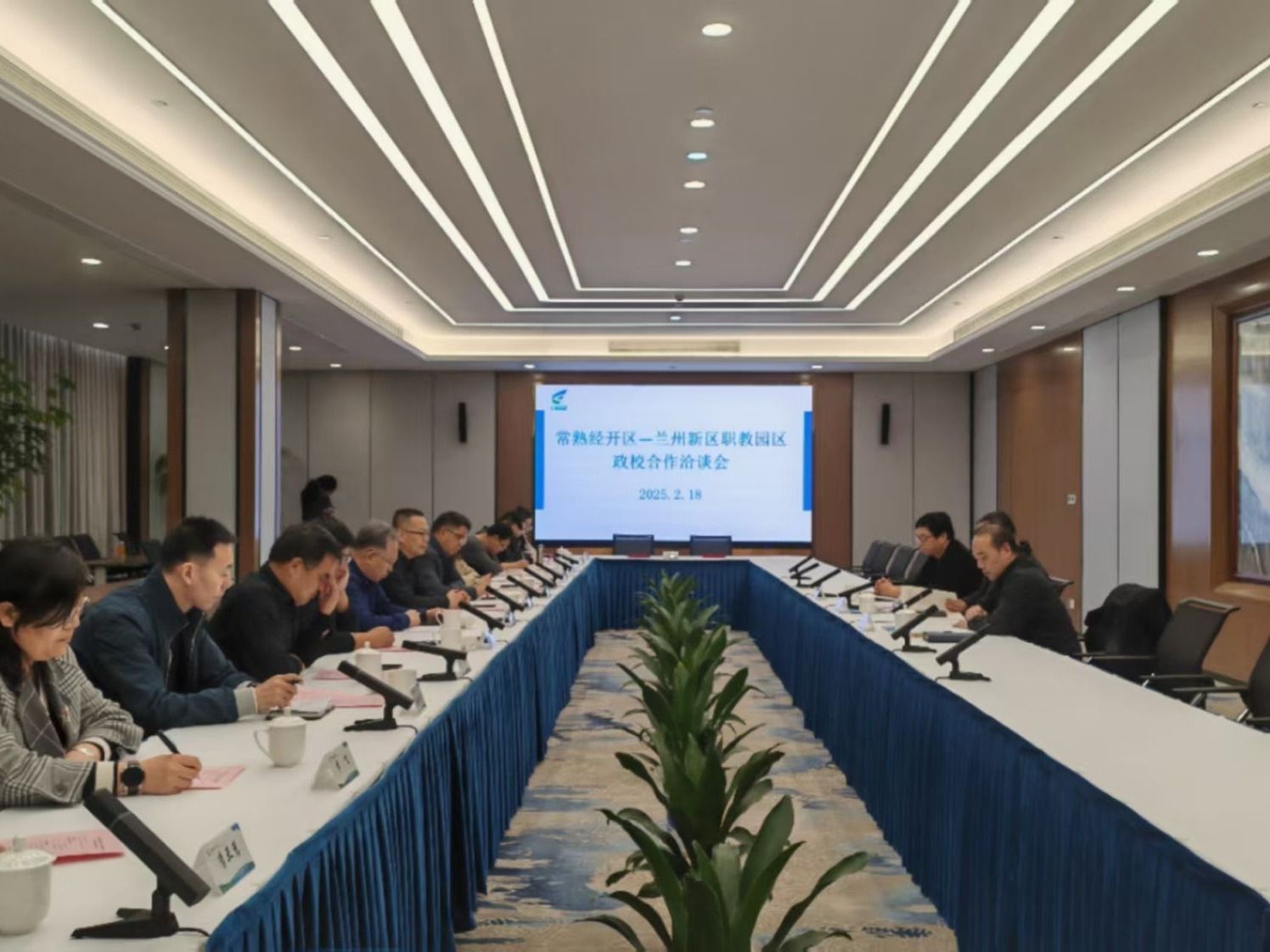 英国上市公司官网365赴常熟经开区调研：对接行业需求，共促高质量就业